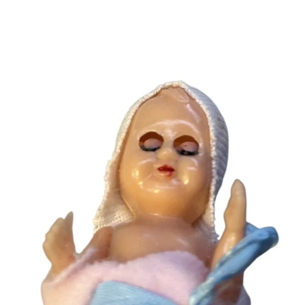 Vtg Maple Brand Sweetheart Toys Plastic Baby Doll Eyes Open/Close Pink Blanket‎
